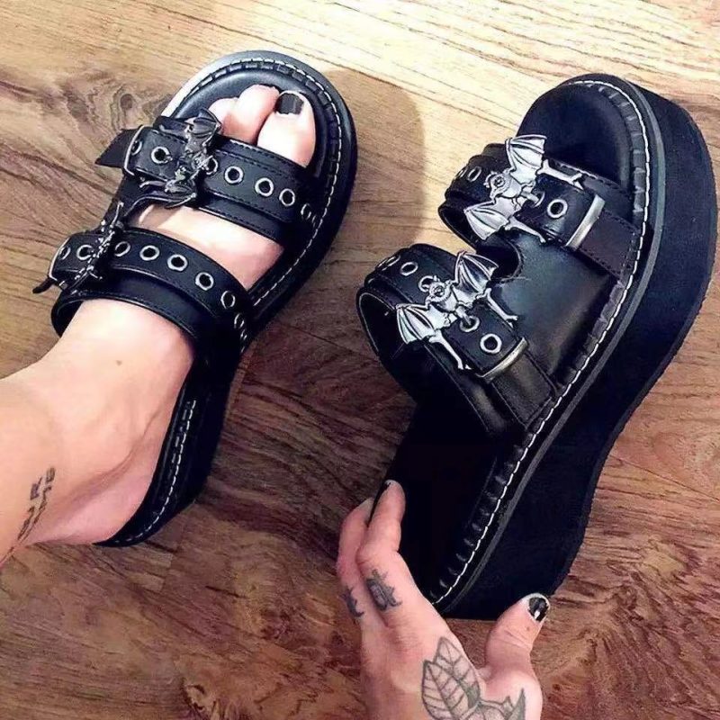 Sandales Gothiques